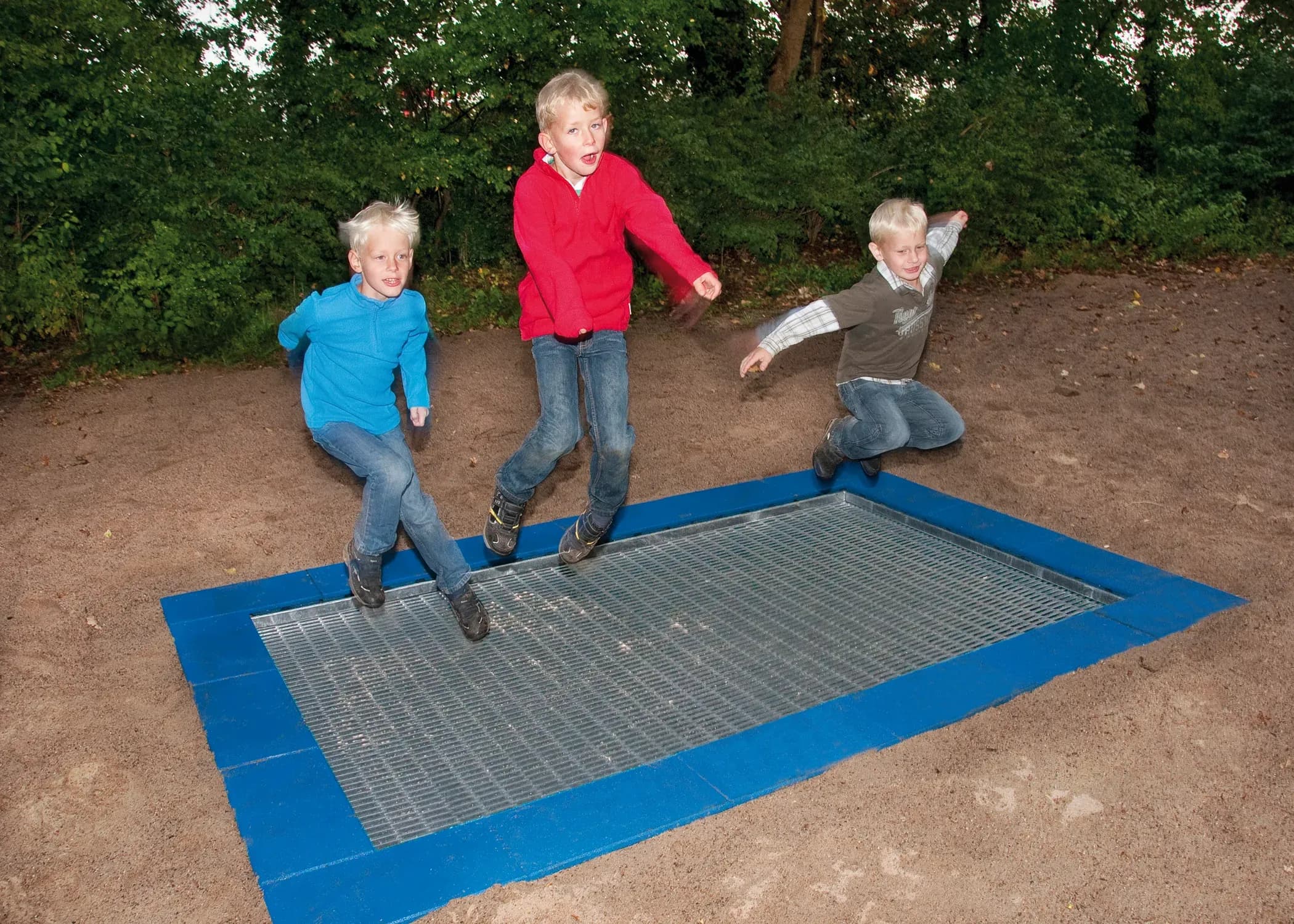 Zertifizierte Outdoor-Spielgeräte für Kindergärten in Deutschland
