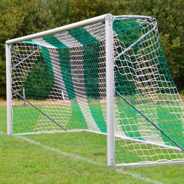 Kletternetze nach Maß für Spielplätze kaufen