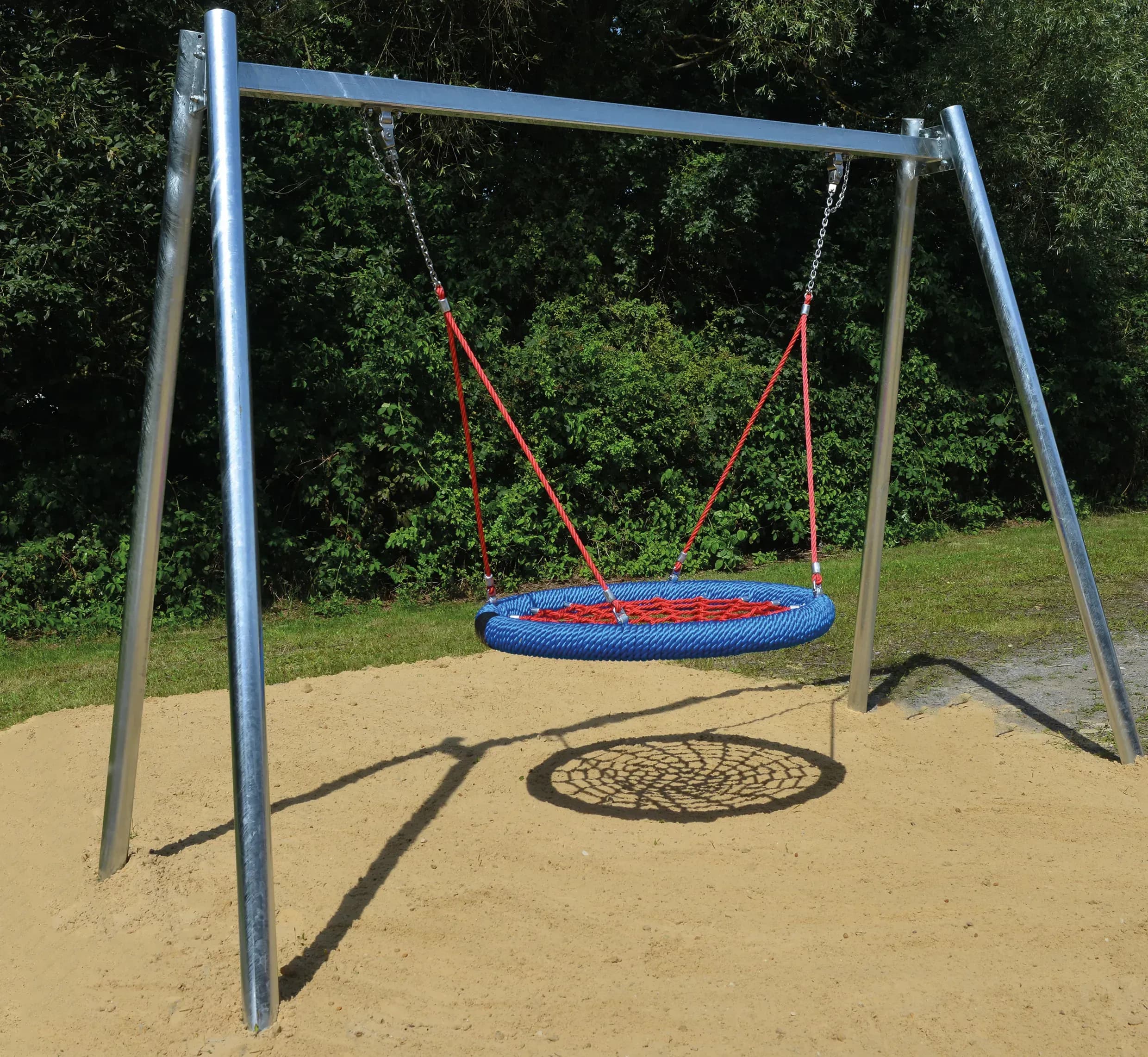 Langlebige Spielgeräte für Gemeinden in Deutschland kaufen