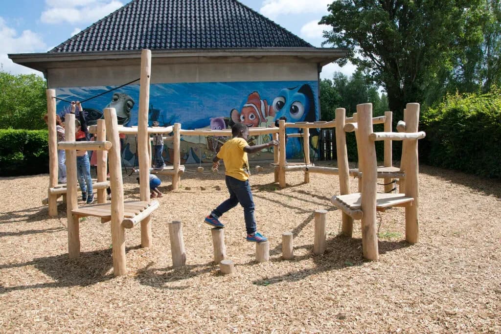 Nachhaltige Spieltürme für Kindergärten bestellen