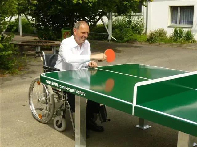 Langlebige Spielgeräte für Gemeinden in Deutschland kaufen