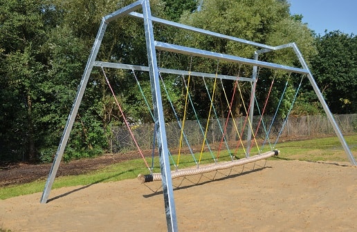 Stabile und langlebige Spielgeräte direkt vom Hersteller