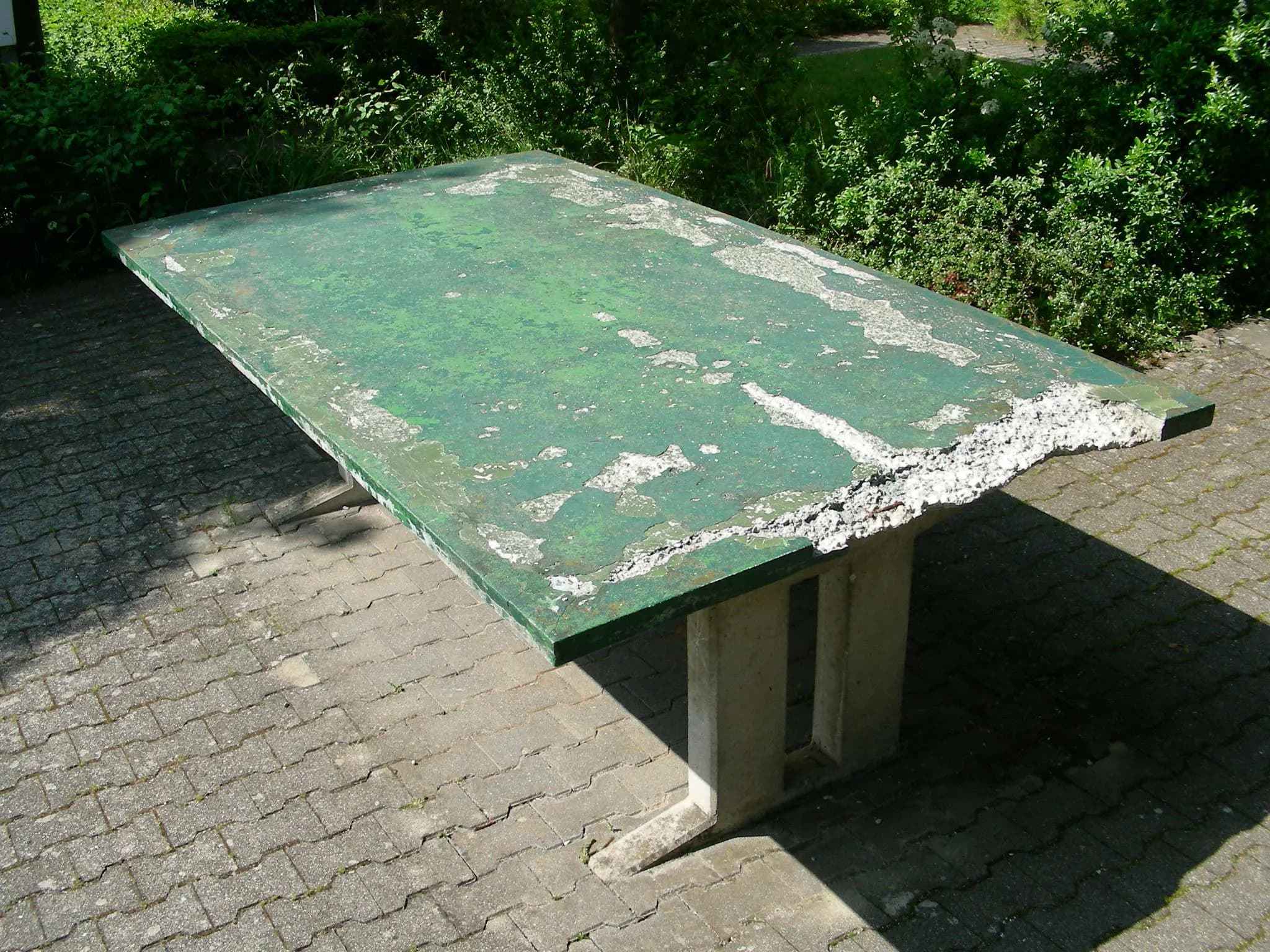 TOP-SPIN round-edged safety Tischtennisplattensanierung
