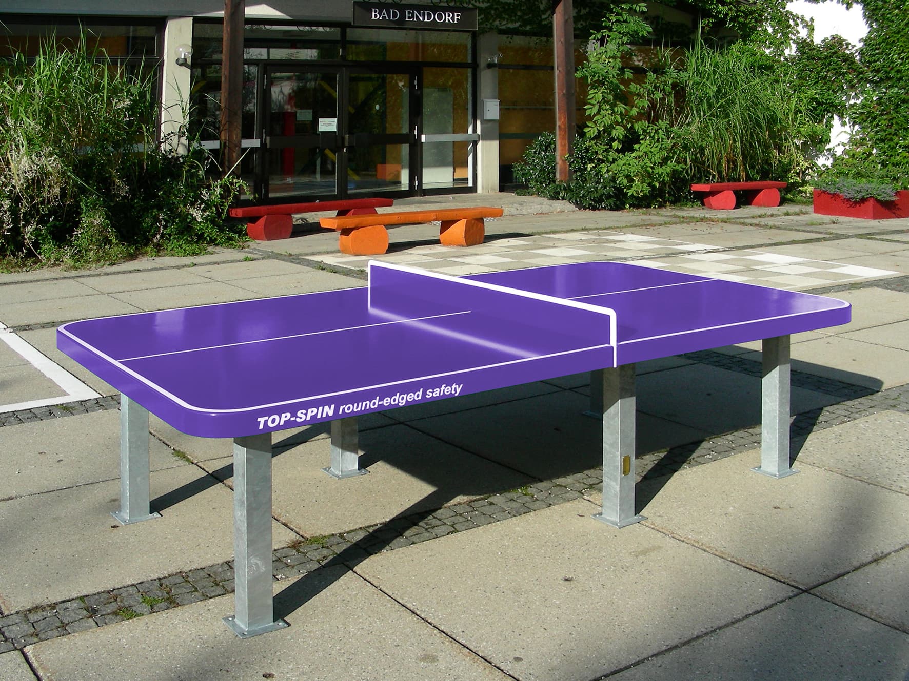 Stabile, funktionale TIschtennisplatte in allen RAL-Farben