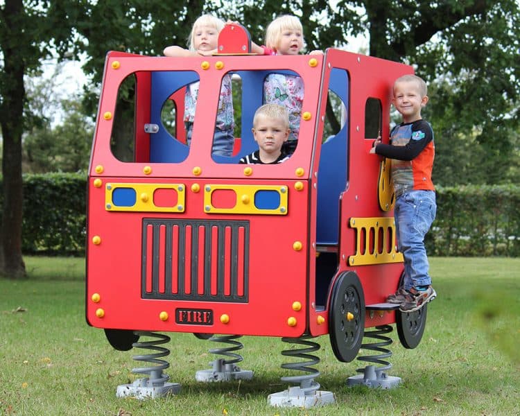 Spiel- und Sportgeräte aller Art finden