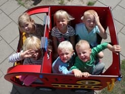 Spiel- und Sportgeräte aller Art finden